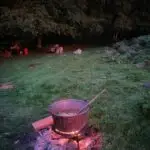 camp nordic bigourdan avec les chiens de traîneau dans les Pyrénées
